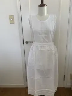 ホワイトレース付きロングエプロン　新品未使用
