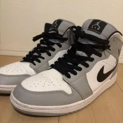 Nike Air Jordan1Mid Light Smoke Grey箱無しのサムネイル