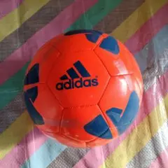 9 adidas　フットサルボール