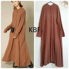 KBF【WEB/一部店舗限定】バンドカラーシャツワンピース とろみ　綺麗め