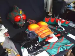 仮面ライダーセイバー コスプレ用一体型スーツ（塗装済完成品・光硬化レジン製） 仮面ライダー機械騎士 コスプレ用一体型スーツ（塗装済完成品