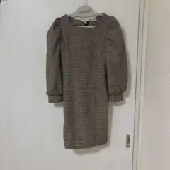 size F ミニワンピ　レトロガール　千鳥柄