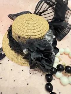 麦わら帽子 コサージュ付き アトリエ染花 OLIKA - メルカリ