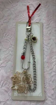 ハンドメイド　宮舘涼太　Snow Man キーホルダー　バラ　メンカラ赤色