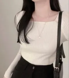 スクエアネックリブニットトップス　GRL