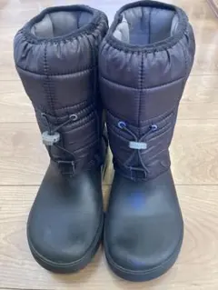 crocs ブラック スノーブーツ キルティング　23cm W7