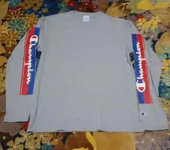 Champion　チャンピオン　グレー 長袖Tシャツ