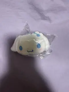 サンリオ　シナモロール　リンリン　鈴ぬいぐるみキーホルダー