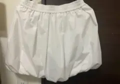 GU バブルヘムミニスカート バルーンスカート　オフホワイト　白