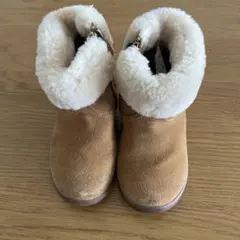 UGG キッズ スエード ボアブーツのサムネイル
