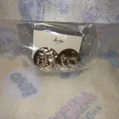 ま*0様 ゴールド ラウンド型 イヤリング