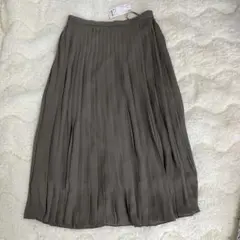 ユニクロ　UNIQLO シフォンプリーツロングスカート　カーキ　オリーブ　XL