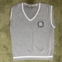NOWLE グレー Vネック ニットベスト