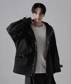 ブラック フード付きオーバーサイズジャケット