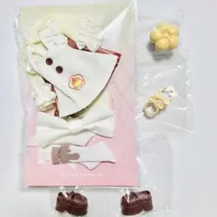 Item thumbnail for item 7790b1ea-3a94-4ac4-b5bb-b9a6c0396657