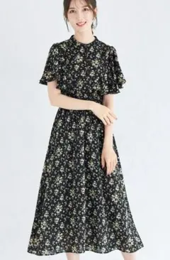 ラッフルフリルウエストシャーリングフラワープリントワンピース　ブラック