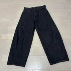 ブラック デニムパンツ