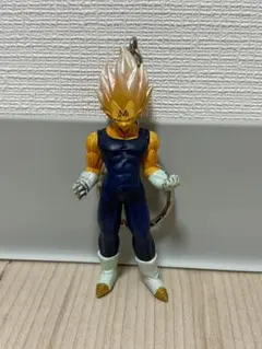 「ドラゴンボールZ ハイクオリティキーホルダー 恐怖の魔人ブウ編」の魔人ベジータ