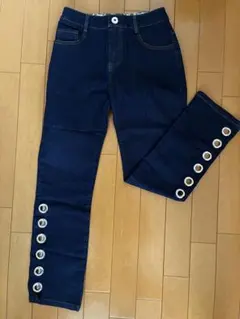 【新品タグ付】MILLION CARATS デニム カジュアルパンツ　SSサイズ
