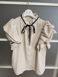 GRL ベージュ フリル リボン 半袖ブラウス Mサイズ