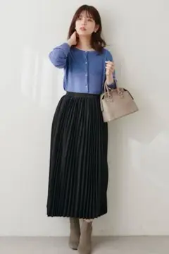 【美品】natural couture アコーディオンプリーツスカート　黒