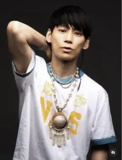 2025年最新】UVERworld TAKUYA着用Tシャツの人気アイテム - メルカリ