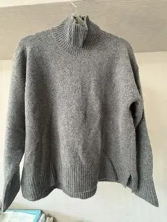 UNIQLO 長袖ニット グレー Lサイズ