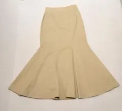 GU マーメイドスカート　ベージュ　M