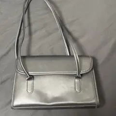 黒 レザー ハンドバッグ