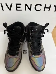 『SALE』GIVENCHY 虹色 ハイカットスニーカーのサムネイル