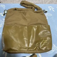 クッション性のオリーブグリーン トートバッグ