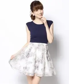 Rirandture 花柄ドッキングワンピース（オパール加工）