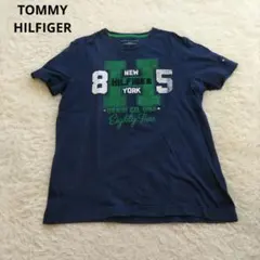 トミーヒルフィガー　半袖クルーネックTシャツ　ネイビー　立体ロゴ　Sサイズ
