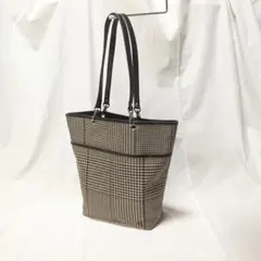 Item thumbnail for item 1cefb46b-dd11-4a58-82ba-36f308cb5bb0