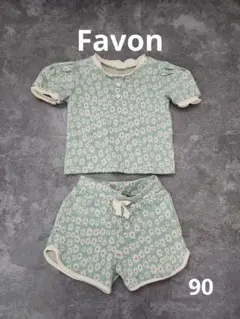 【最終価格】ファボン　半袖　花柄トップス&ショートパンツ(セットアップ)