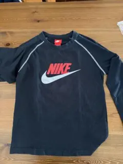 NIKE ロングTシャツ　子供用Ｌサイズ