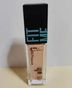 Maybelline Fit Me リキッドファンデーション 112