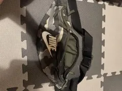 NIKEショルダーバック　ウエストポーチ