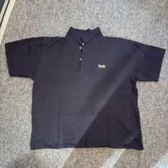 紺色ポロシャツ