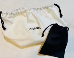 CHANEL 巾着袋(ポーチ)2点