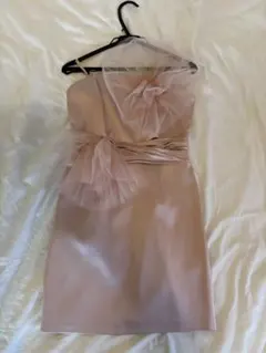 ZARA ピンクストラップレス　サテンドレスのサムネイル