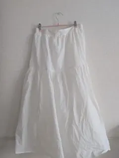 DAZY ホワイト フレアスカート Mサイズ