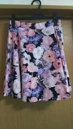 セシルマクビー☆花柄スカート ☆