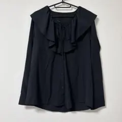 GU フリル付き ブラックシャツ 長袖　ラッフルカラーブラウス