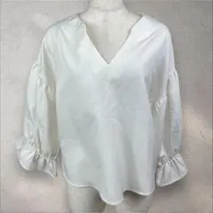 【美品】LiLi Rena 長袖ボリューム袖フリルブラウス　Fサイズ a1167