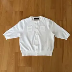 CaBANホワイト ボタン付きカーディガン