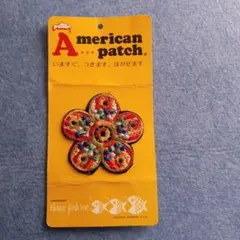 three fish inc. 花型刺繍パッチ