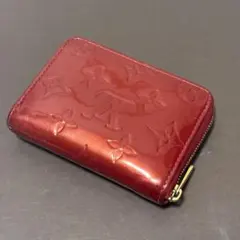 Item thumbnail for item 624f5b58-40bf-4e8b-89a3-b5f1307522b9