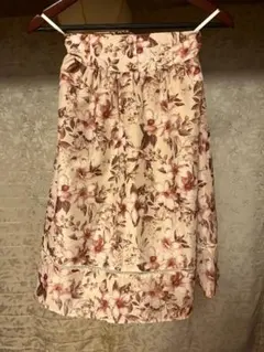 古着【美品】 昭和レトロ 花柄膝丈スカート 【匿名配送】propotion
