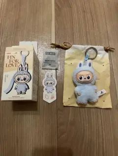 PIN FOR LOVEシリーズ ぬいぐるみペンダントイニシャルラブブ　D
